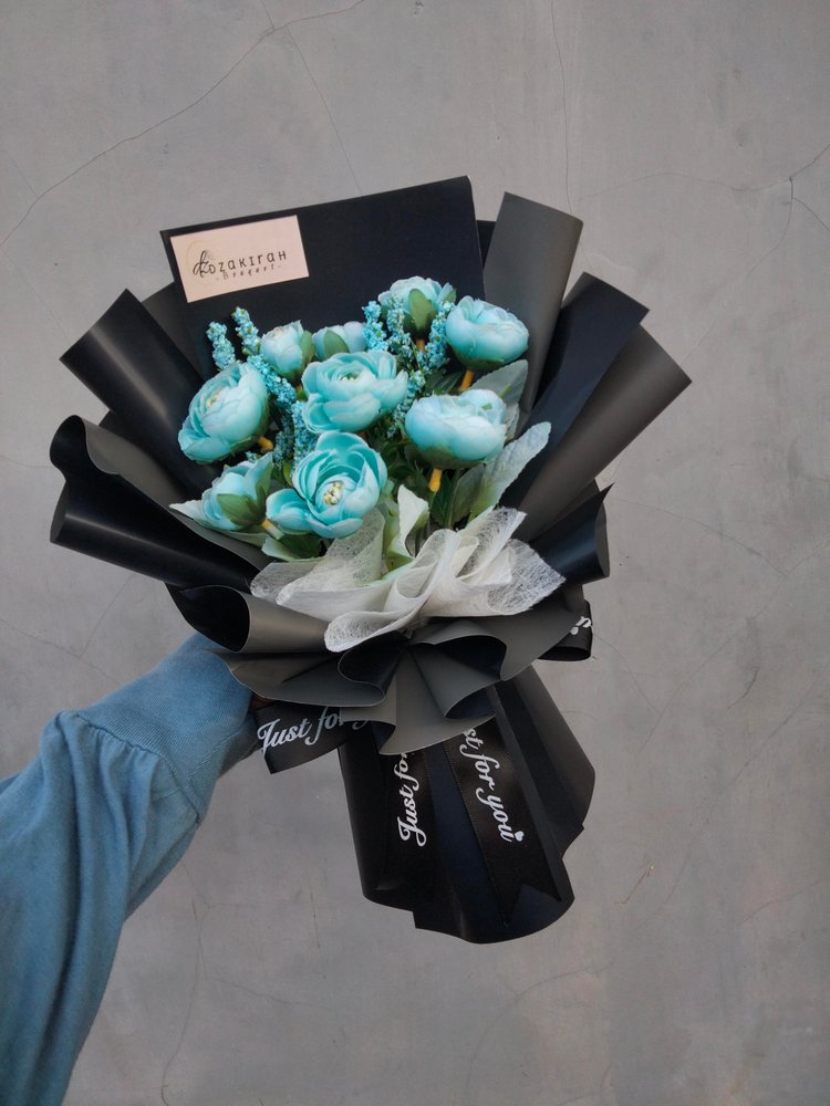 Artificial Rose Bouquet